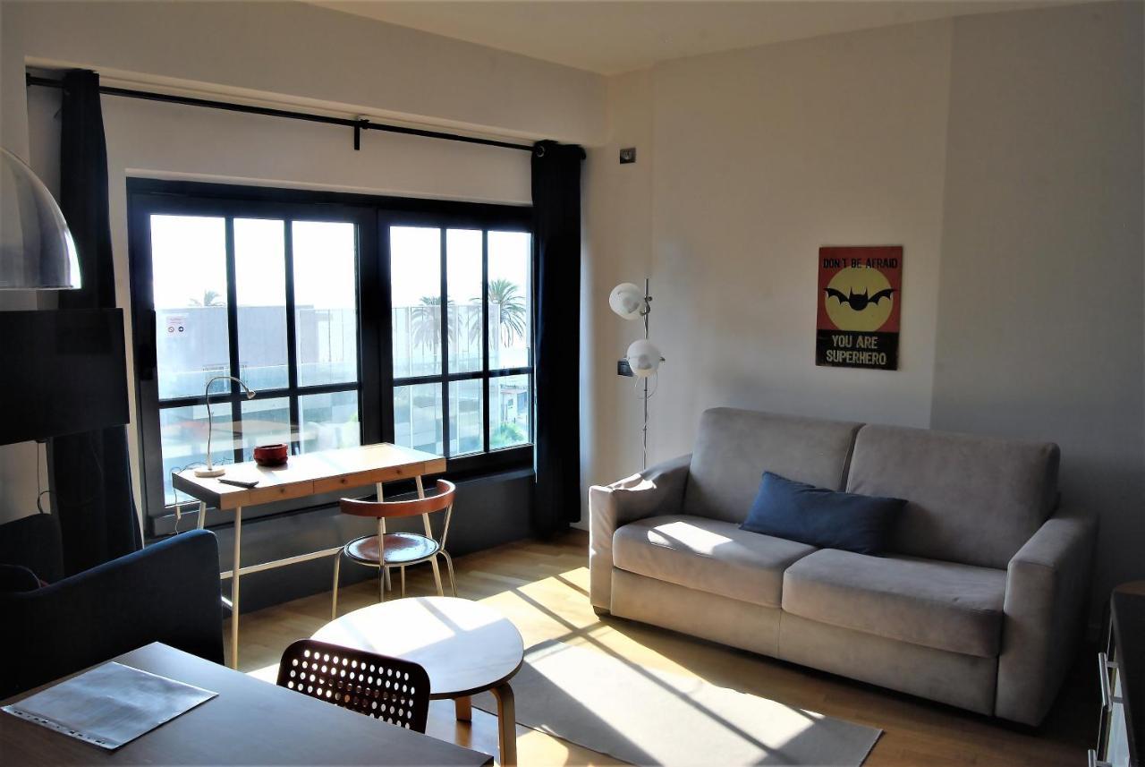 Modern & Bright Flat - 2 Min From The Sea Daire Savona Dış mekan fotoğraf
