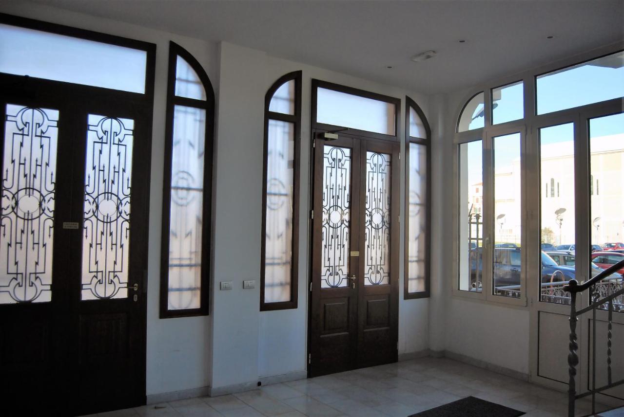 Modern & Bright Flat - 2 Min From The Sea Daire Savona Dış mekan fotoğraf