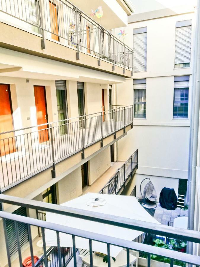 Modern & Bright Flat - 2 Min From The Sea Daire Savona Dış mekan fotoğraf